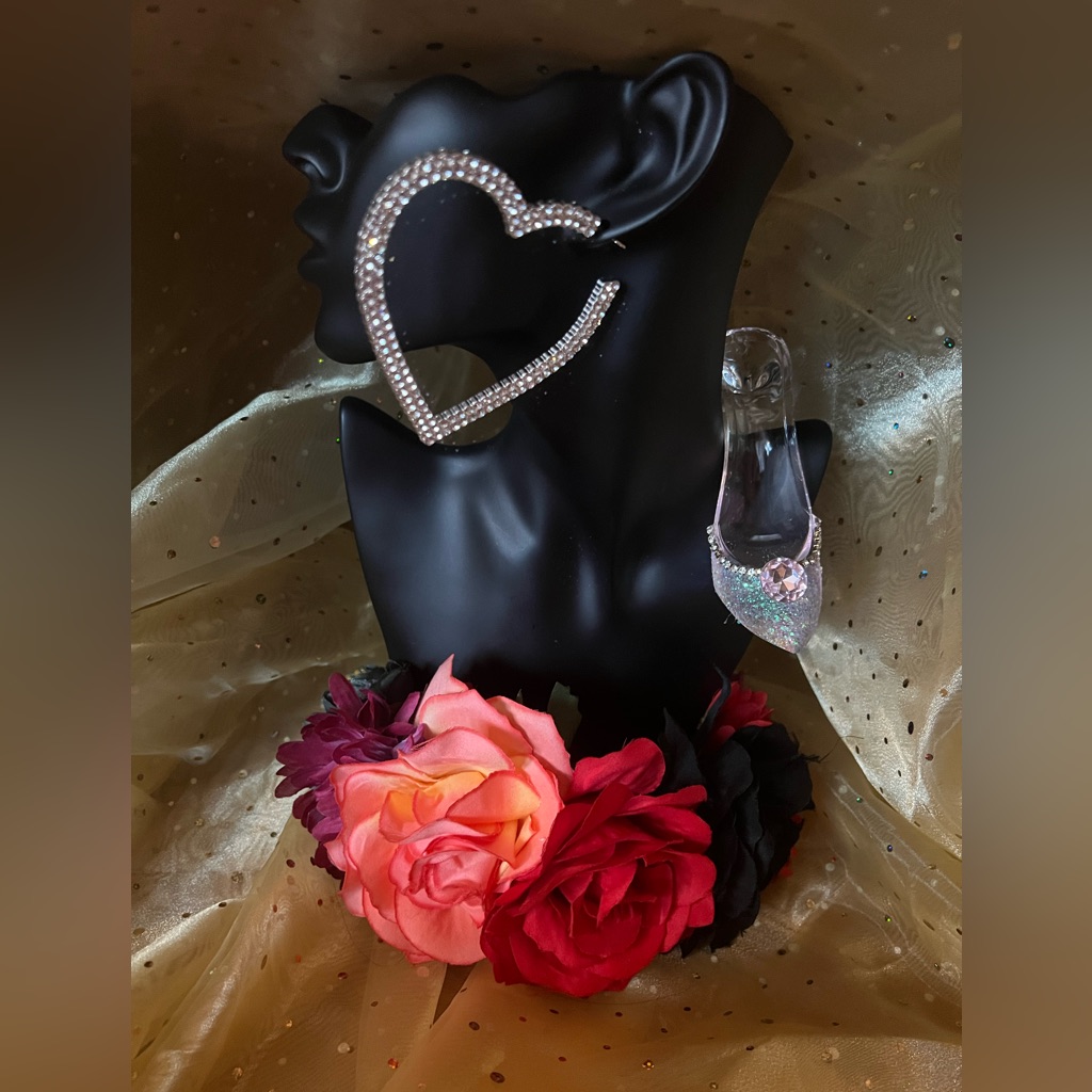 New! Exaggerated Big Heart Rhinestone Hoop Earrings For All Occasions